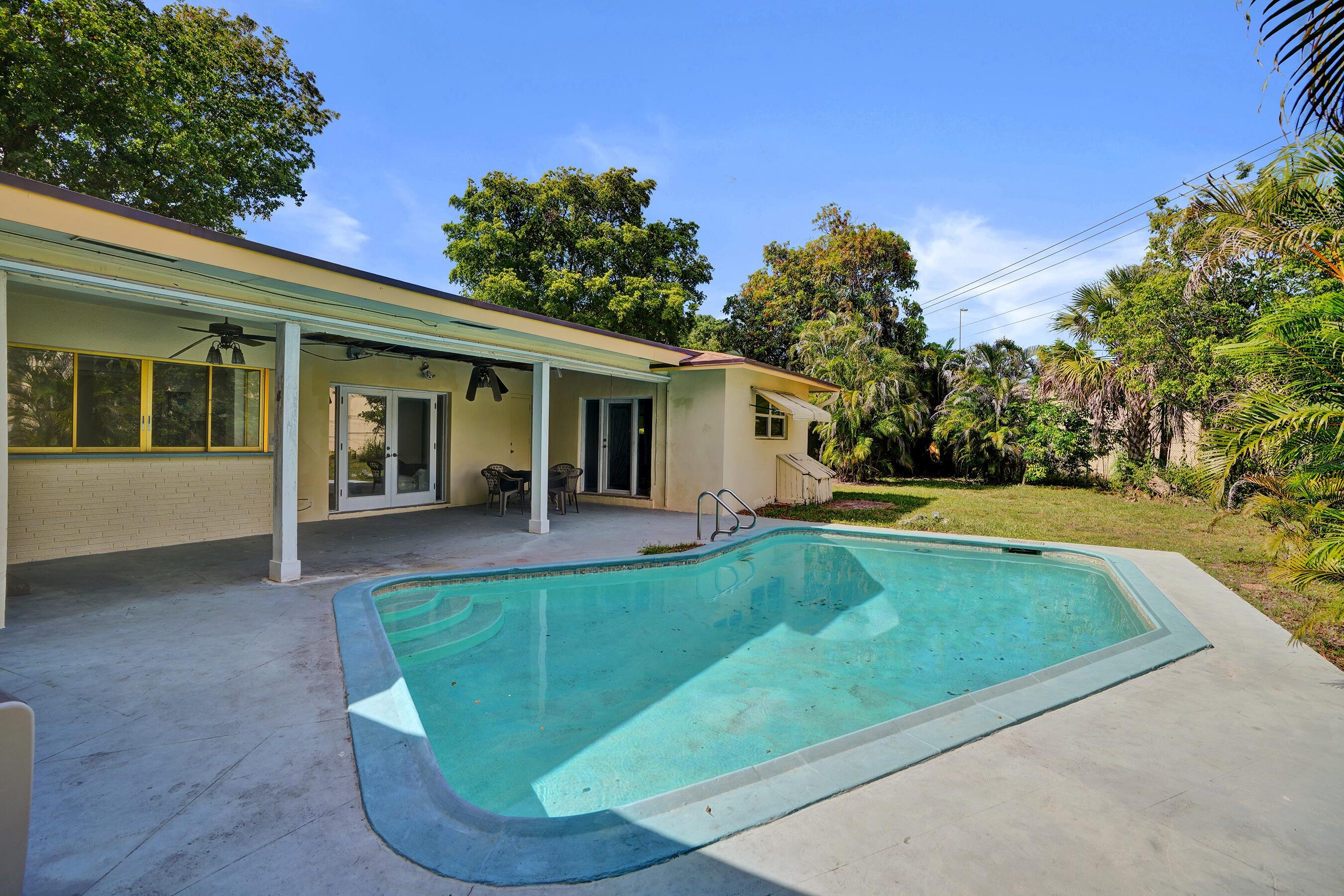 PLANTATION PARK SEVENTH ADD - Residential