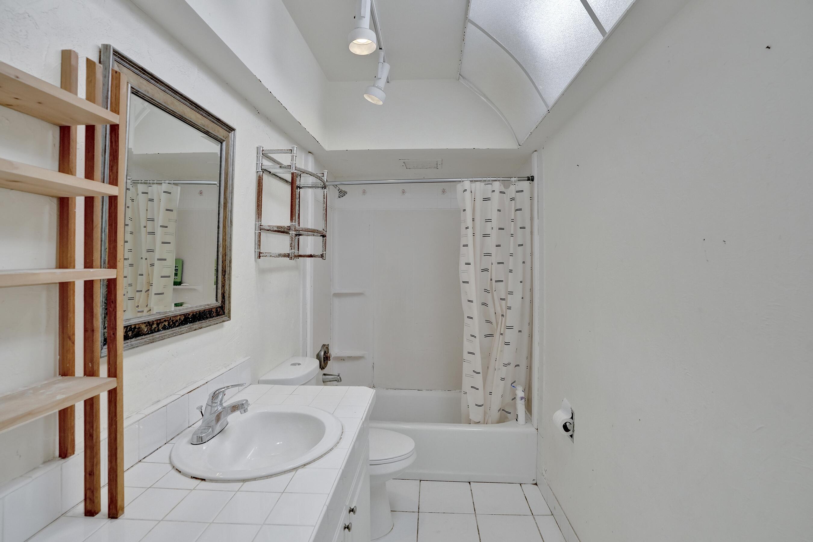 PLANTATION PARK SEVENTH ADD - Residential