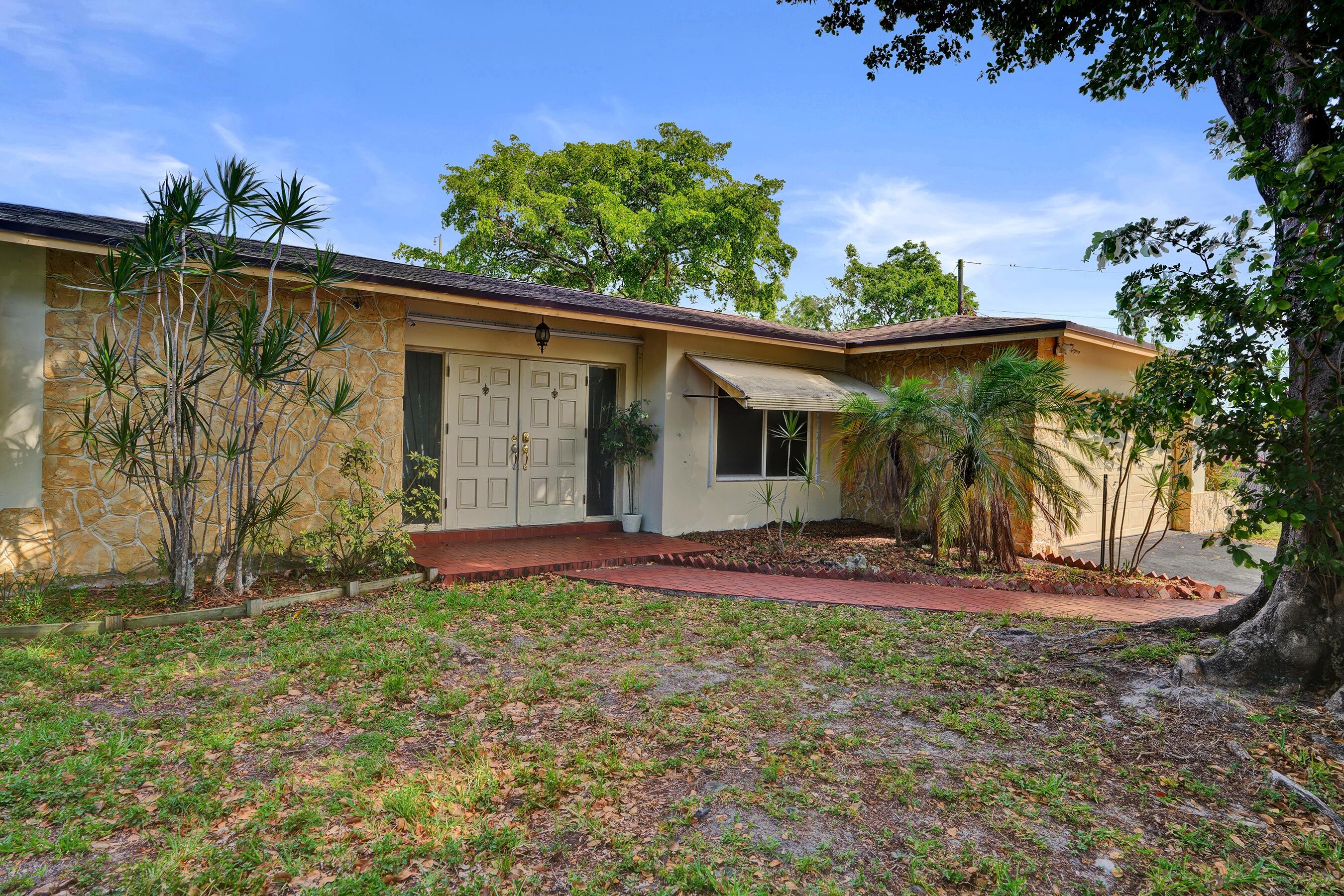PLANTATION PARK SEVENTH ADD - Residential