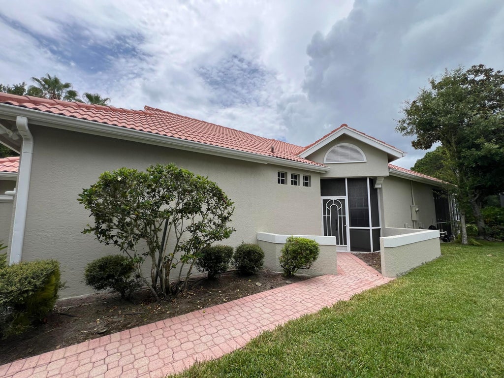 Photo of 557 SW New Castle Cove, Port Saint Lucie, FL 34986 (MLS # B26044498)