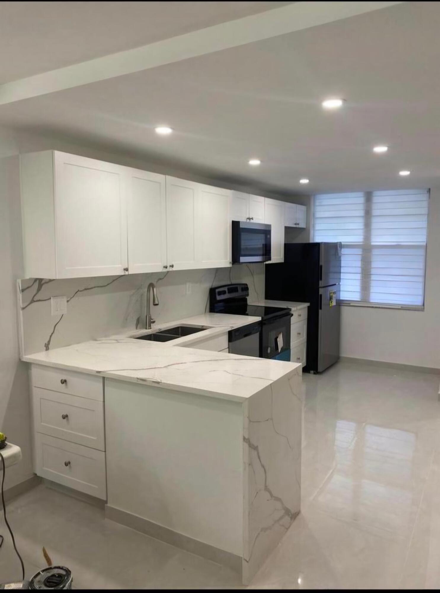 2600 NW 49TH Avenue 112