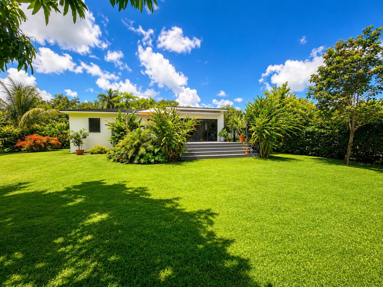 BISCAYNE GARDENS SEC H PART 4 - Residential