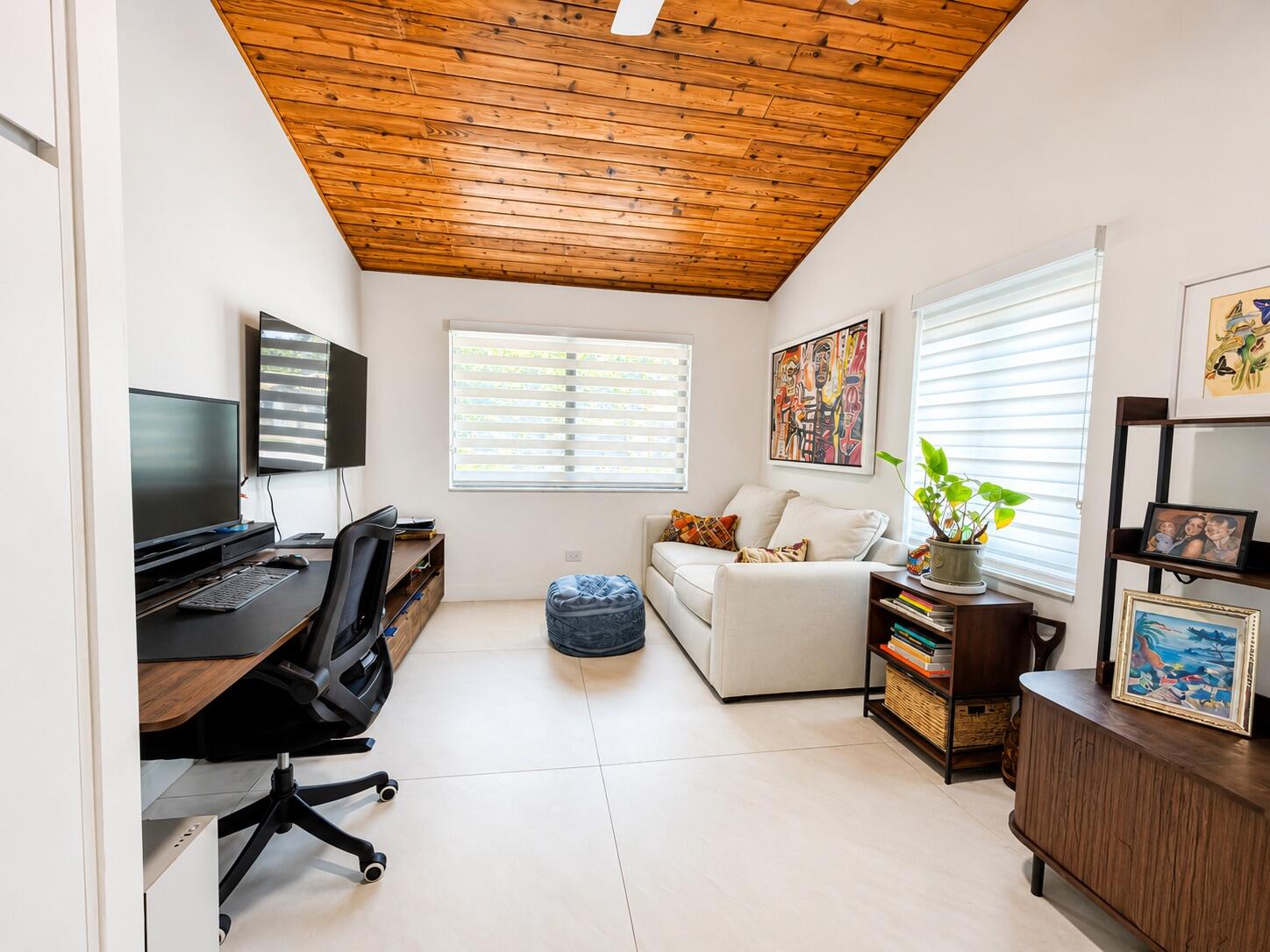 BISCAYNE GARDENS SEC H PART 4 - Residential