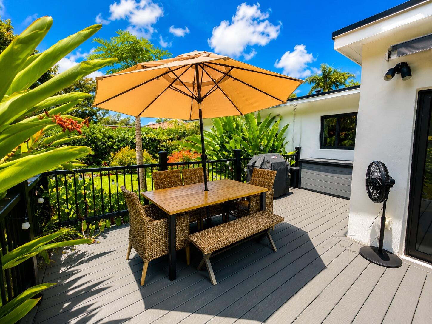 BISCAYNE GARDENS SEC H PART 4 - Residential