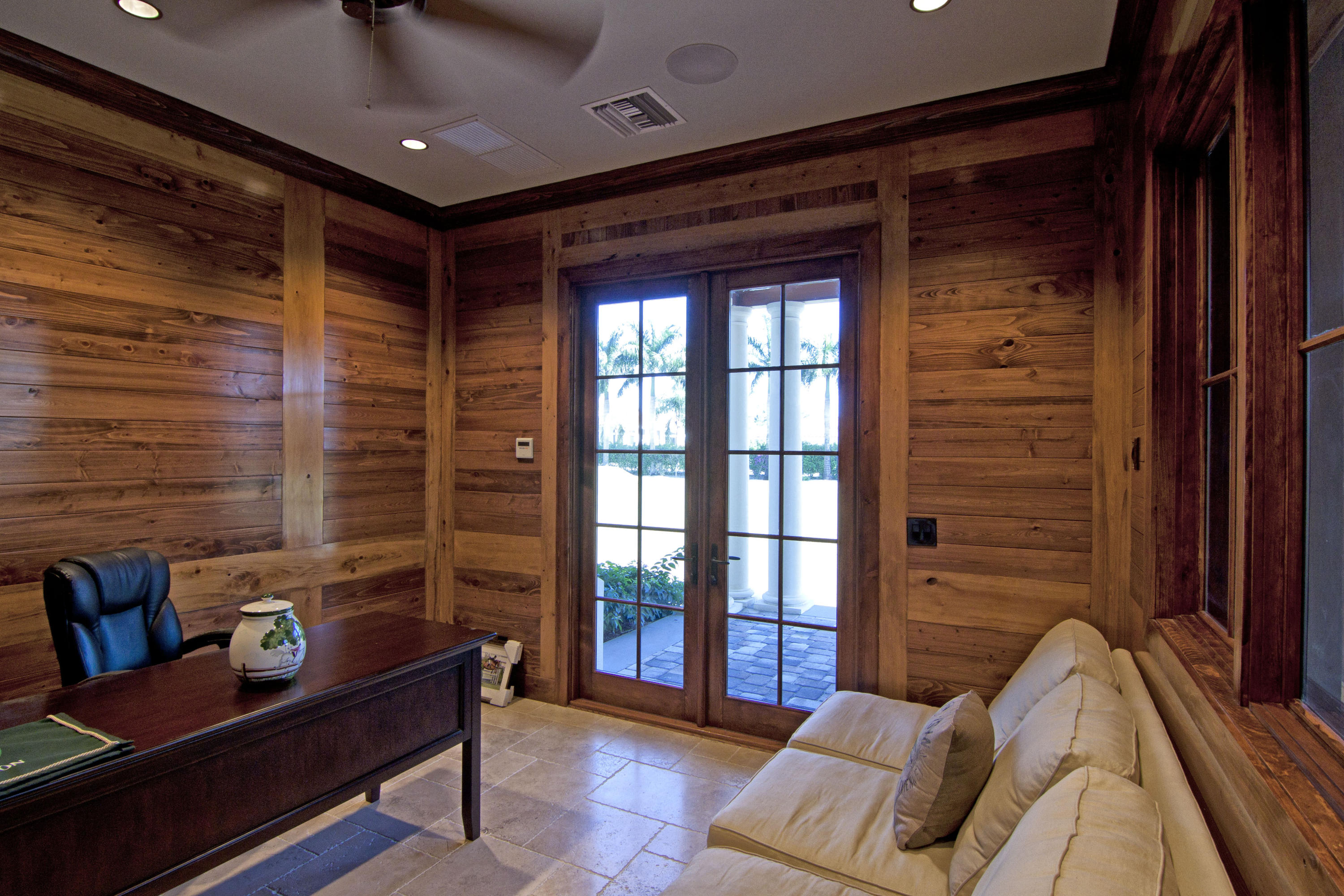 SADDLE TRAIL PARK OF WELLINGTON - Residential