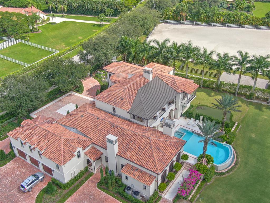 SADDLE TRAIL PARK OF WELLINGTON - Residential