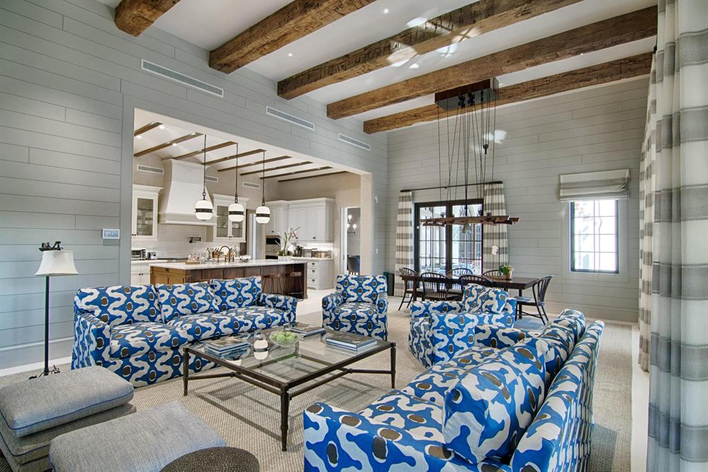 SADDLE TRAIL PARK OF WELLINGTON - Residential