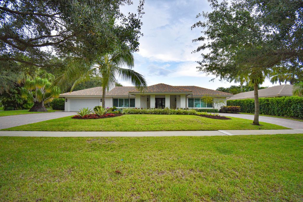 Photo of 20954 Cipres Way, Boca Raton, FL 33433 (MLS # R10926188)