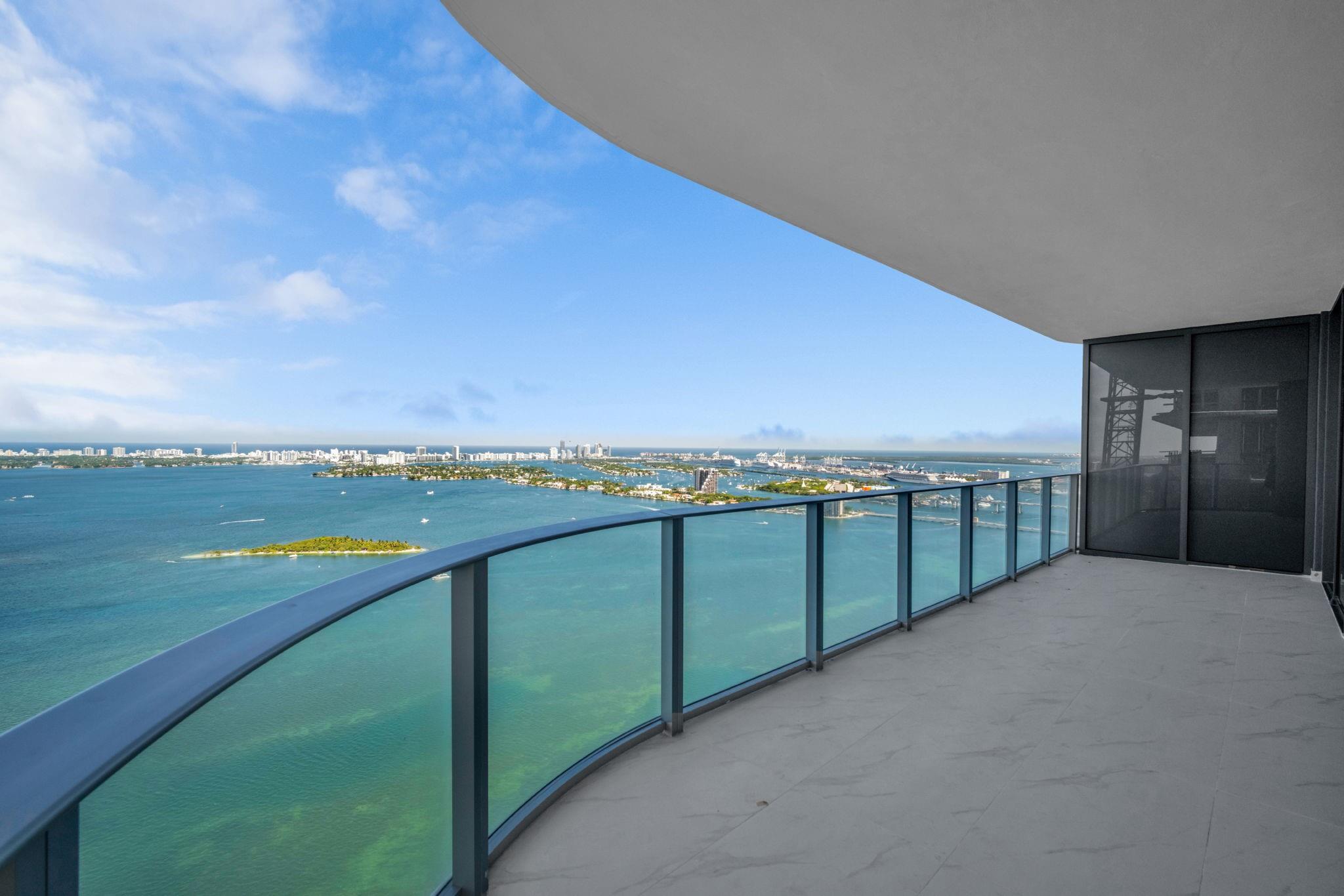 Aria Reserve Miami - Residential