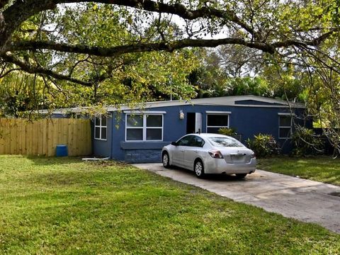 2504 Rolyat Street Fort Pierce FL 34947