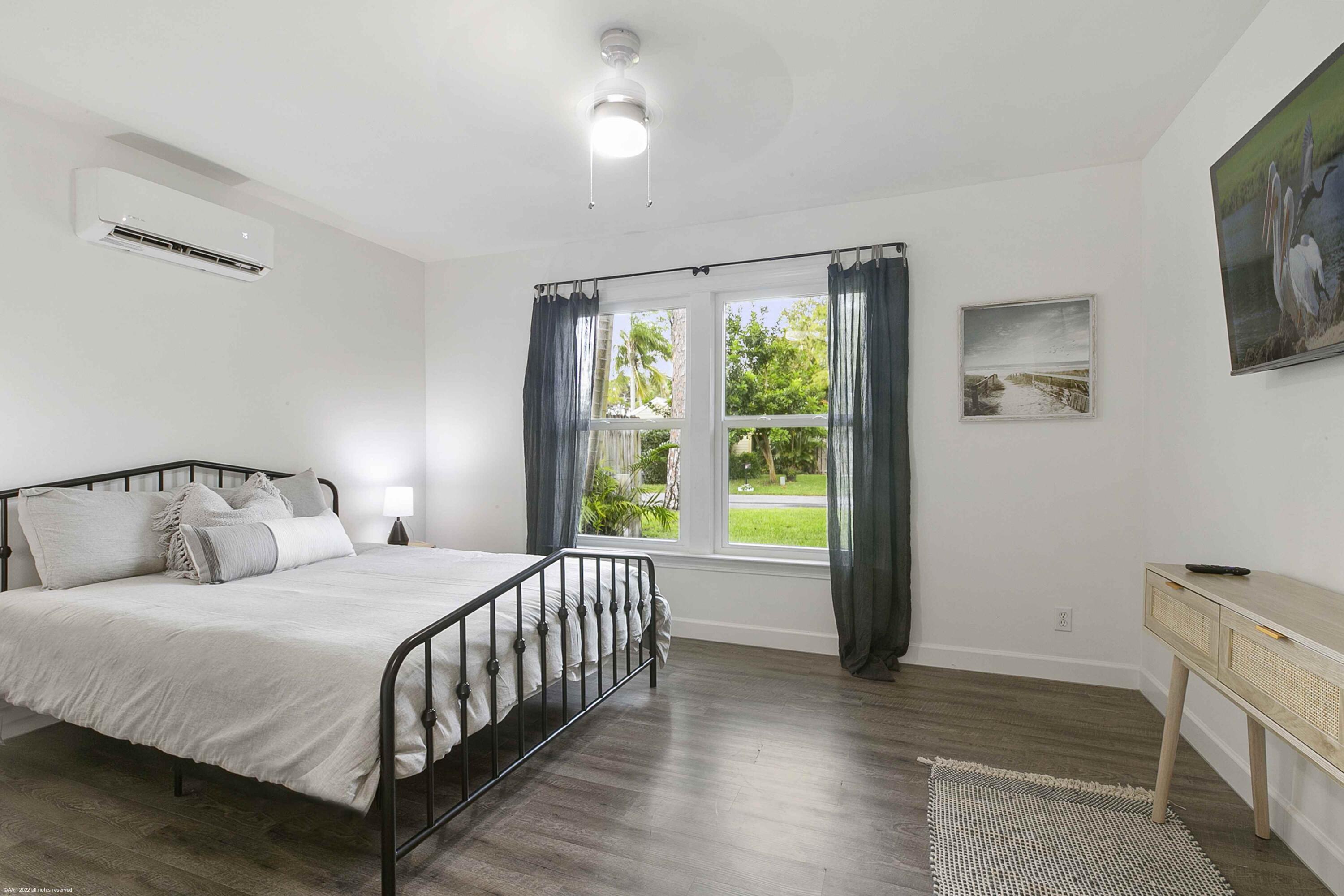 TREE TOPS OF WELLINGTON - Residential Lease