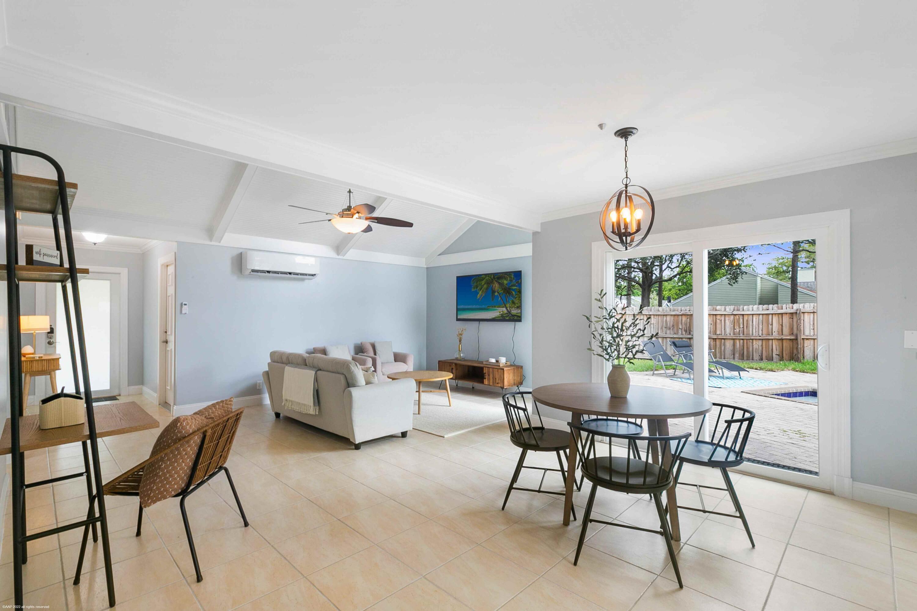 522 Goldenwood Way
