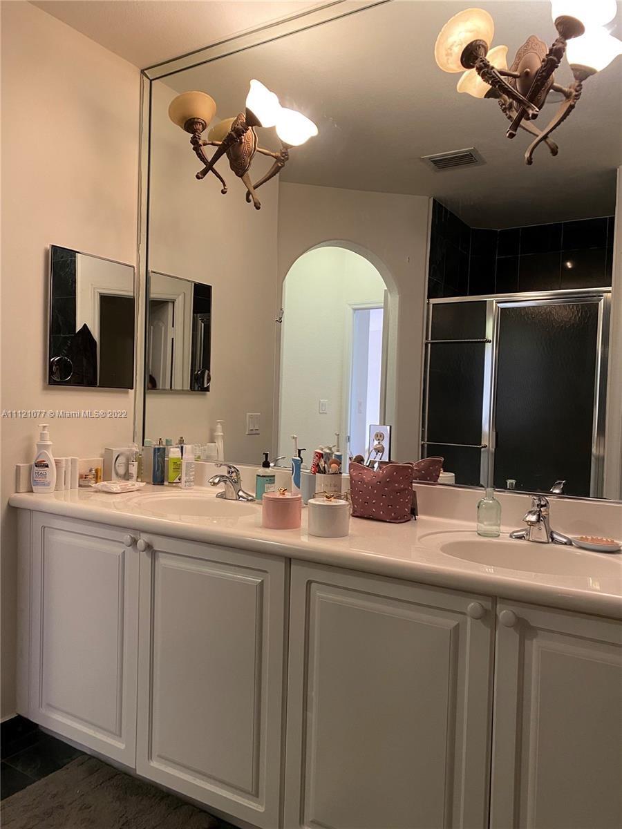 Doral Southeast Patio Hom - Residential Lease