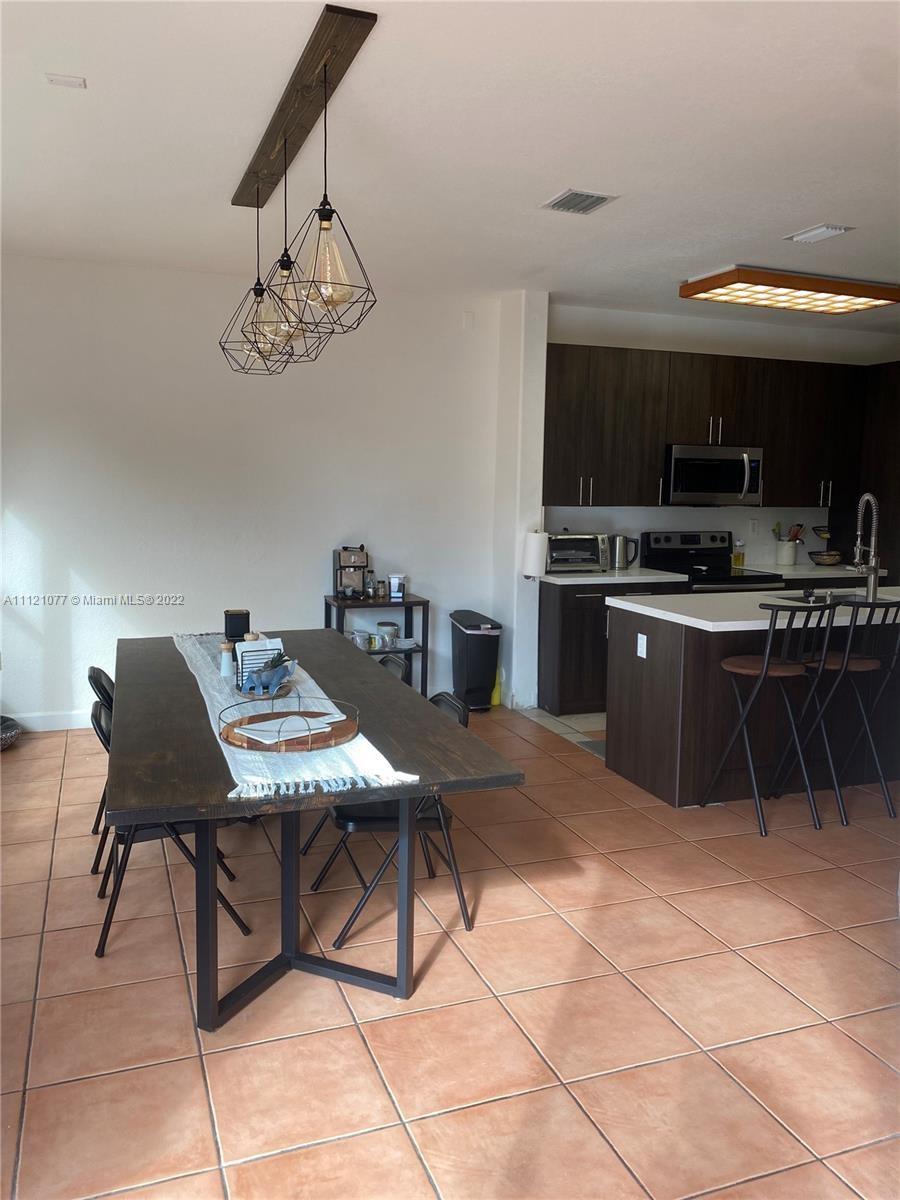 Doral Southeast Patio Hom - Residential Lease