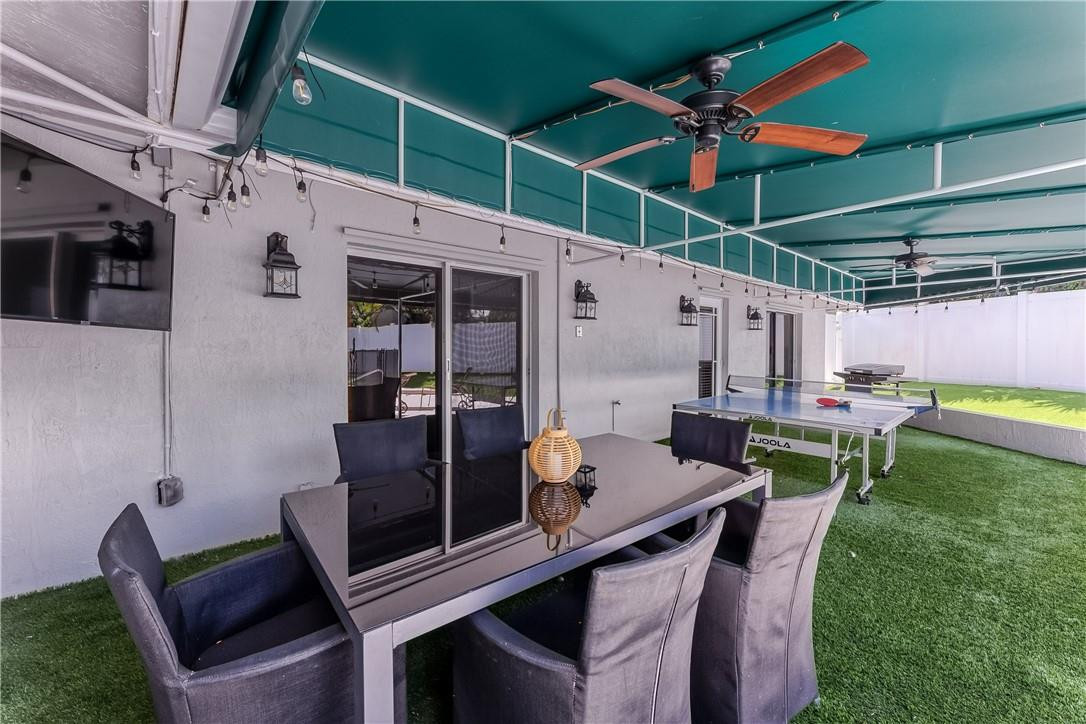 CORAL TERRACE - Residential