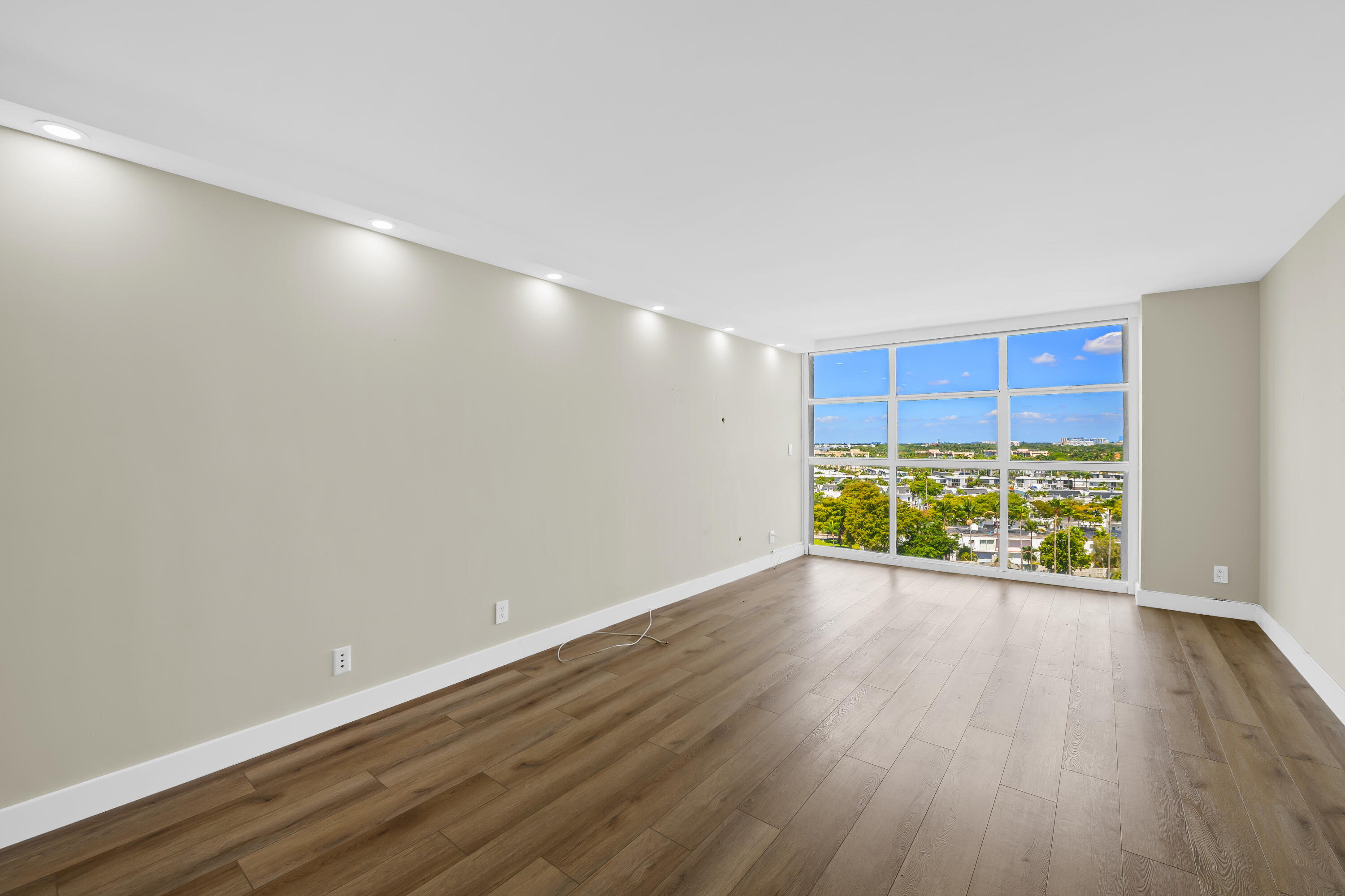 TOWERS OF OCEANVIEW SOUTH - Residential