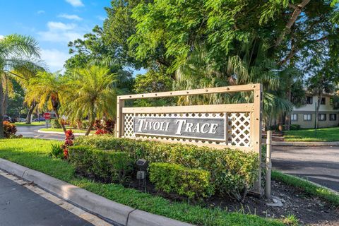 A home in Deerfield Beach