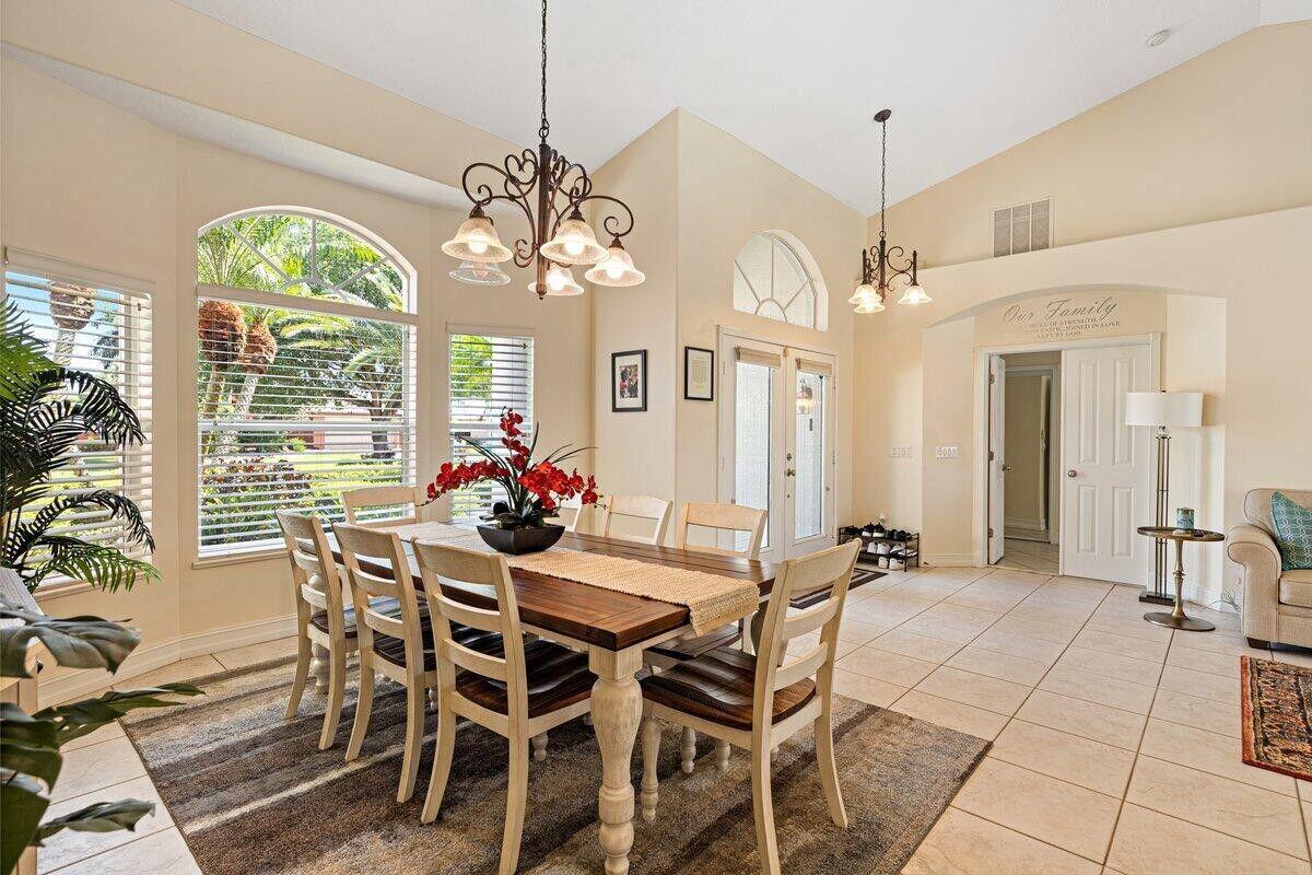 SAWGRASS LAKES PHASE 2 - Residential