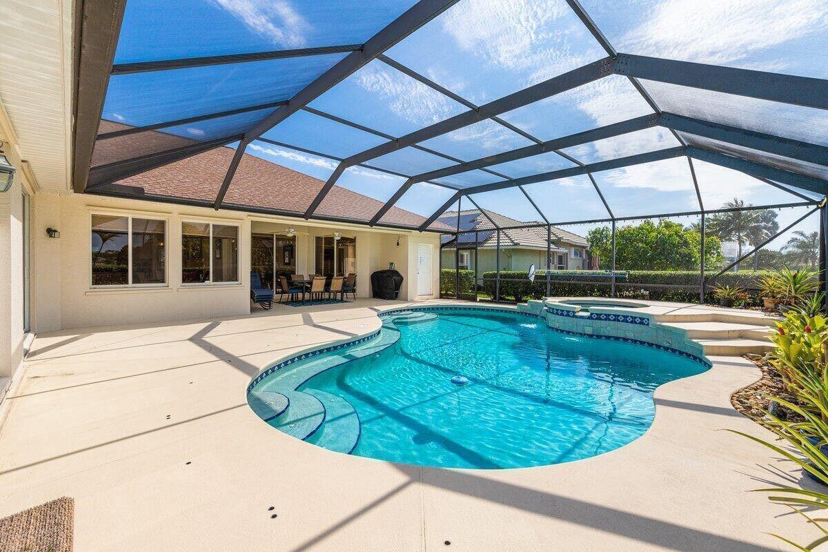 Discover the opportunity to own a beautiful, well -maintained home in the highly desired Sawgrass gated community. This spacious split level residence offers 4 bedrooms and 3 bathrooms, with a private pool and a serene lake It creates a tropical paradise for entertaining, relaxation and peace of mind. Located in a prestigious, secure neighborhood, that combines with comfort, style and convenience.