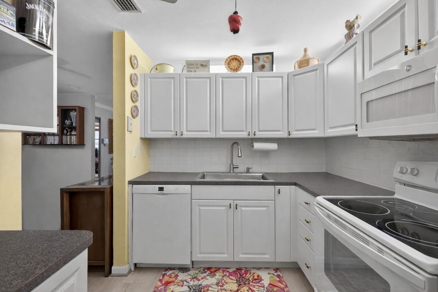 VILLAGER TOWNHOMES - Residential