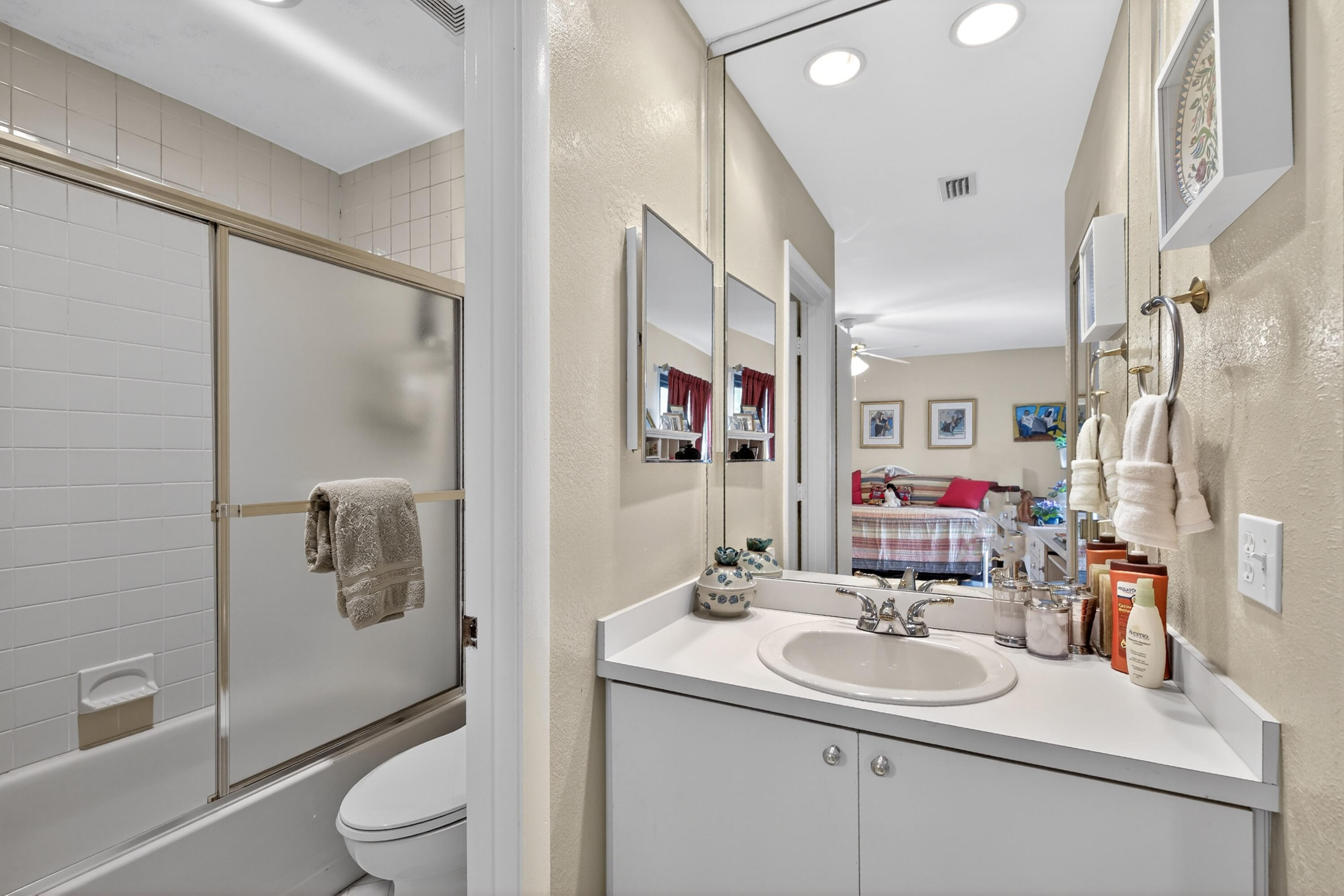 VILLAGER TOWNHOMES - Residential