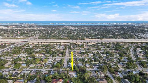 A home in Lake Worth Beach