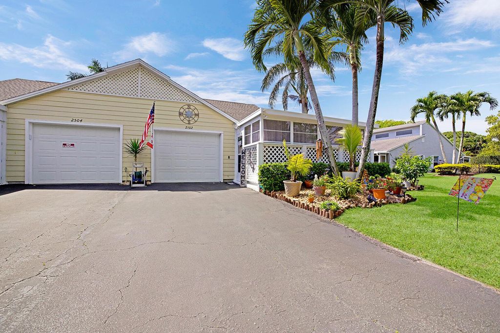 Photo of 2502 SE Tropical East Circle, Port Saint Lucie, FL 34952 (MLS # R10972820)