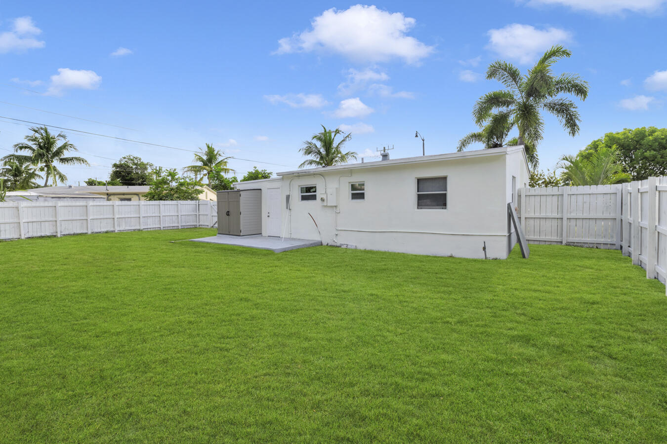 COLLIER MANOR 4TH ADD - Residential