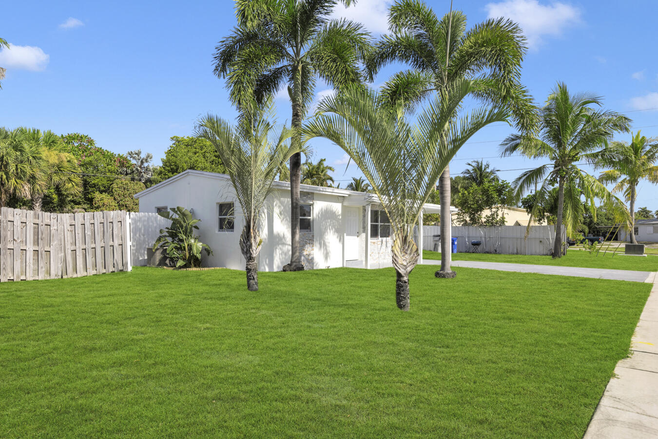 COLLIER MANOR 4TH ADD - Residential