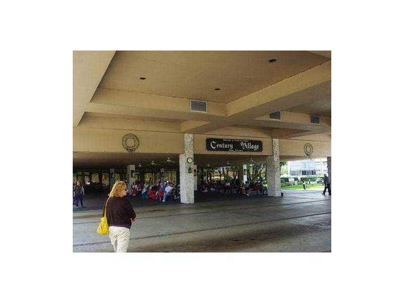 NEW HAMPTON AT CENTURY VI - Residential Lease