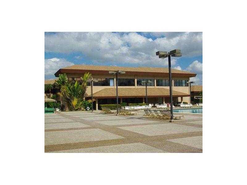 NEW HAMPTON AT CENTURY VI - Residential Lease