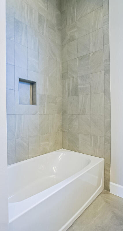 HAMMOCKS OF WESTLAKE - Residential