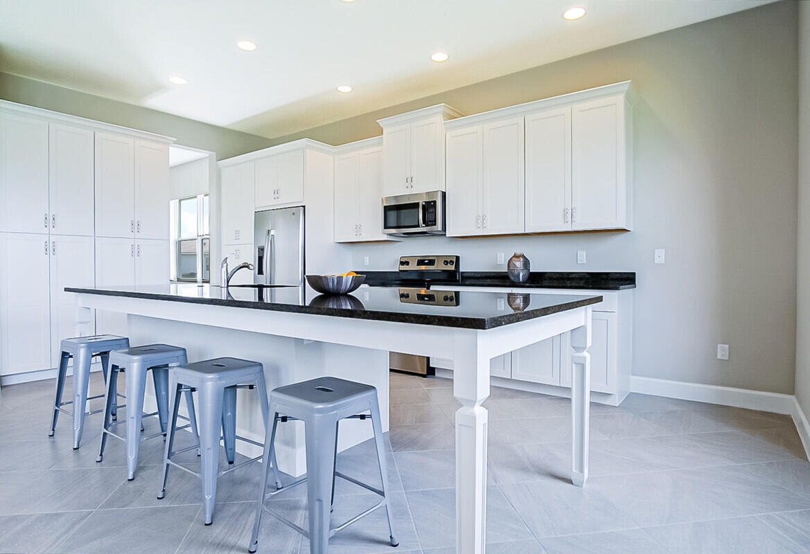 HAMMOCKS OF WESTLAKE - Residential