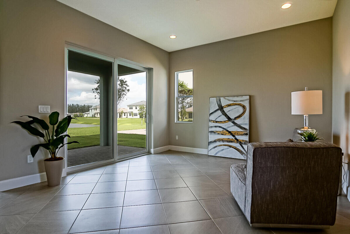 HAMMOCKS OF WESTLAKE - Residential