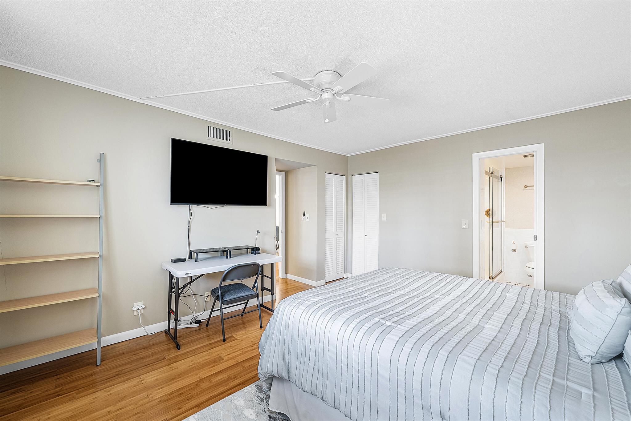 MONTEREY HOUSE CONDO - Residential