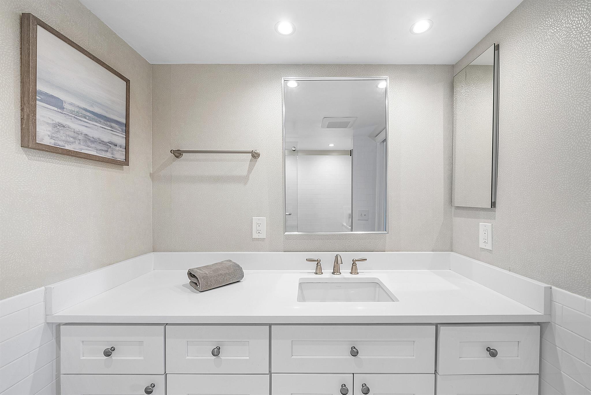 MONTEREY HOUSE CONDO - Residential