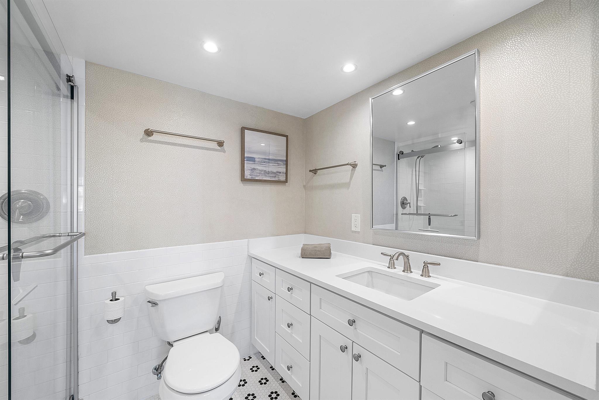 MONTEREY HOUSE CONDO - Residential