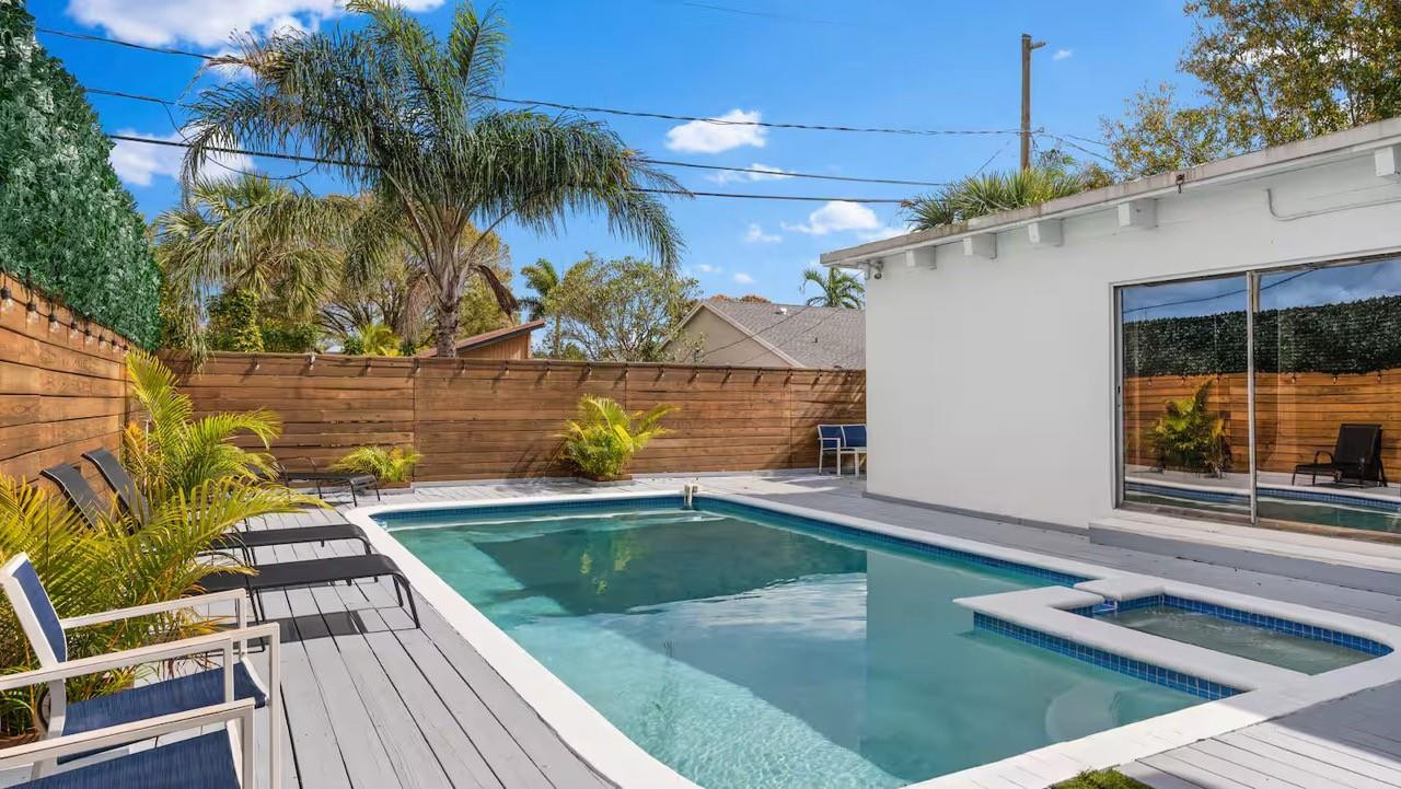 OCEAN BOULEVARD PARK - Residential