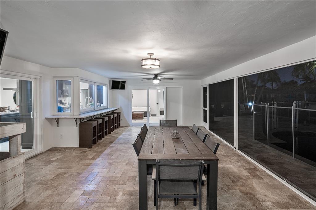 Country Club Isles 42-40 - Residential