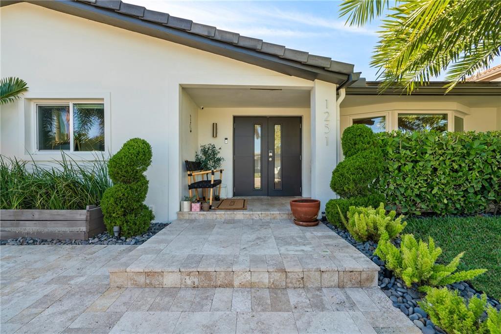 Country Club Isles 42-40 - Residential