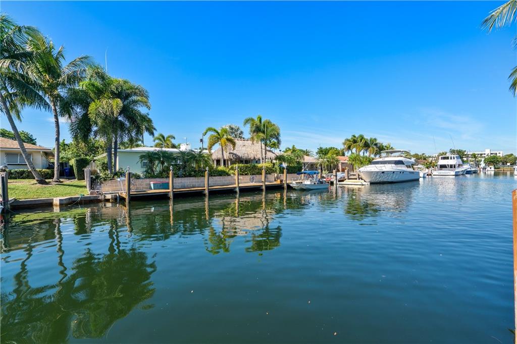 Country Club Isles 42-40 - Residential