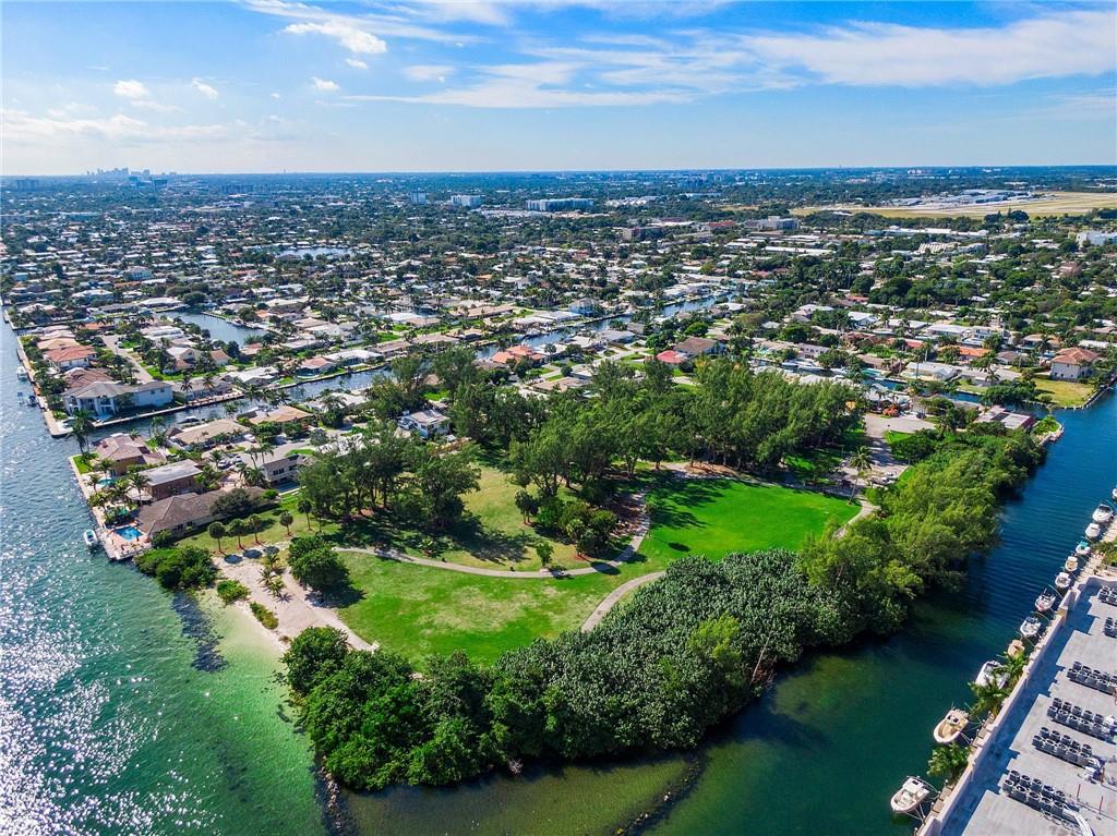 Country Club Isles 42-40 - Residential