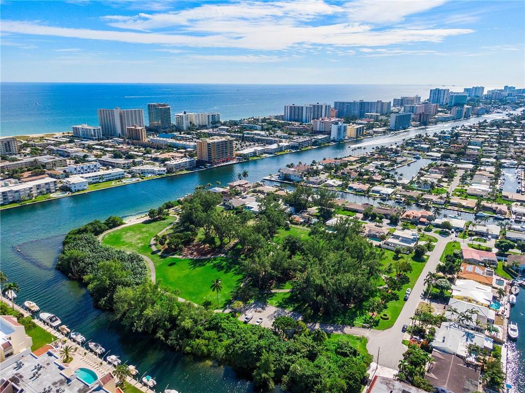 Country Club Isles 42-40 - Residential