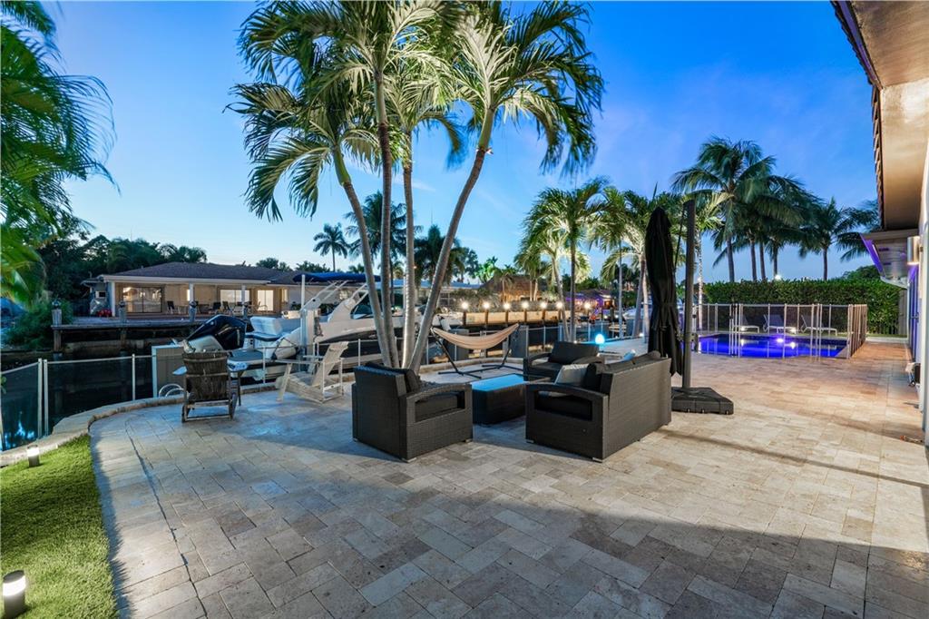 Country Club Isles 42-40 - Residential