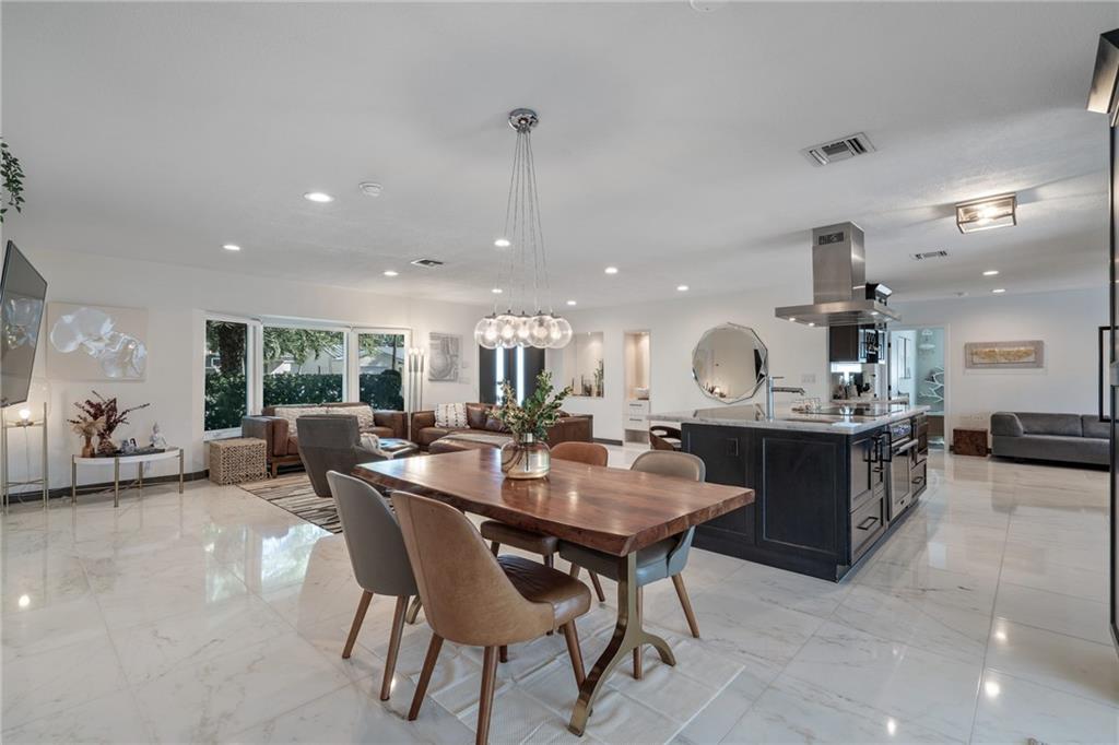 Country Club Isles 42-40 - Residential