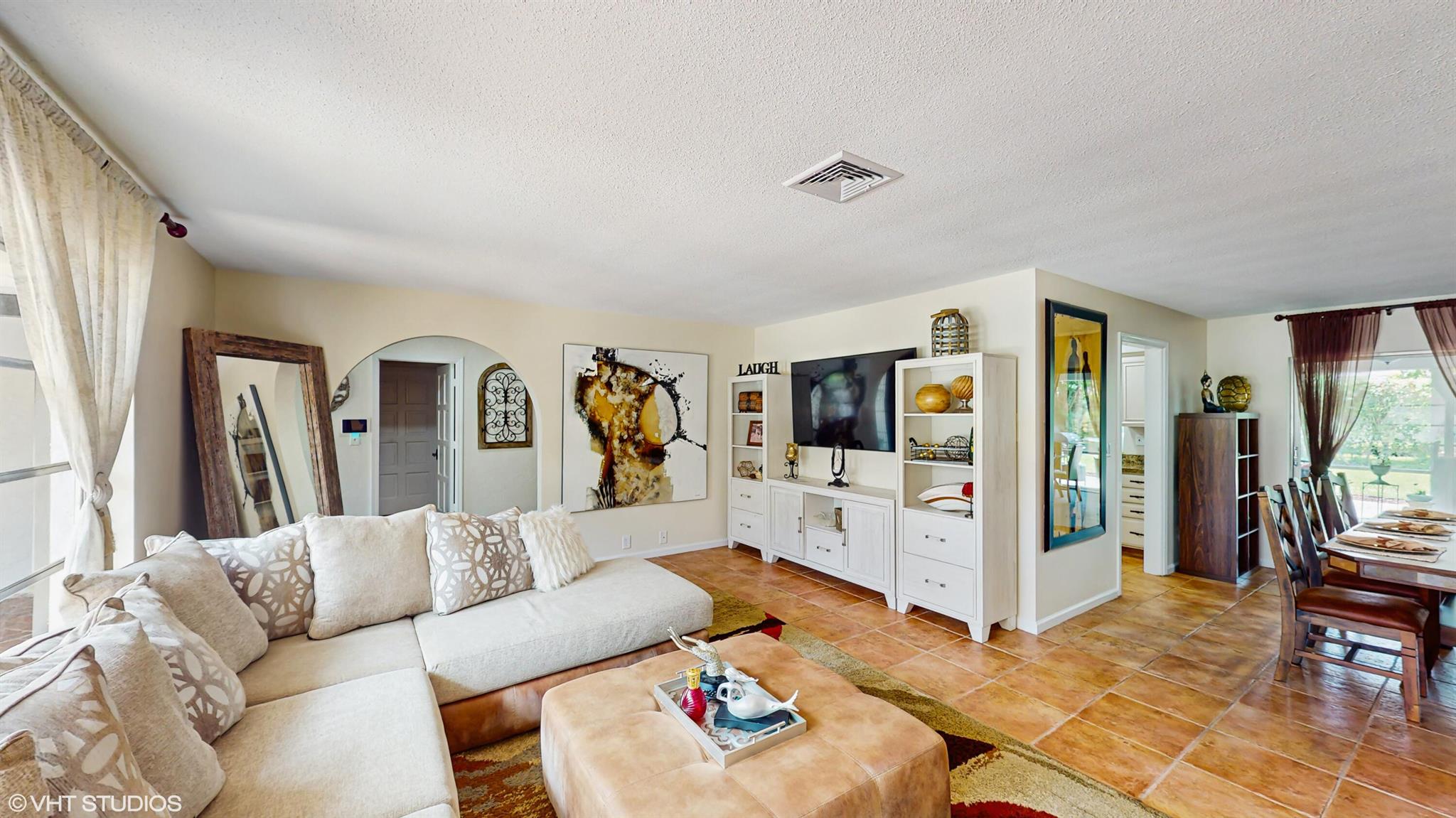 492 S Country Club Drive