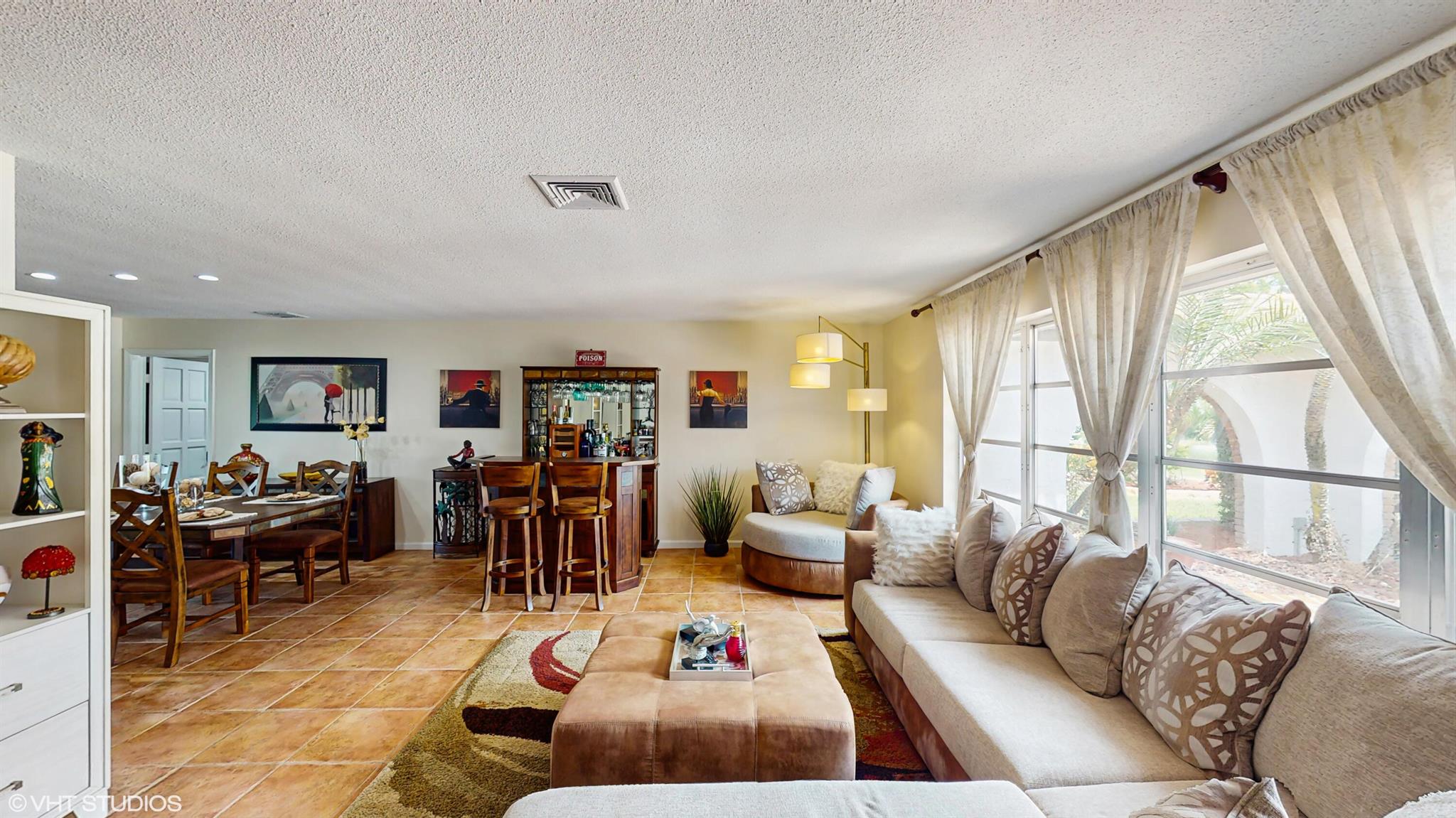 492 S Country Club Drive