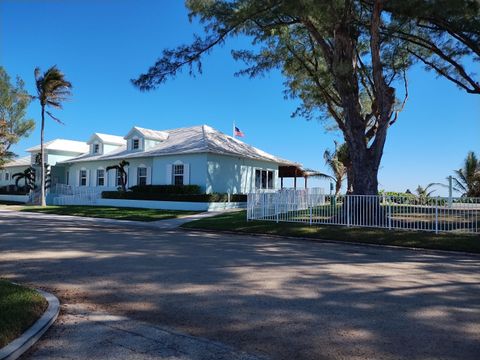 A home in Briny Breezes