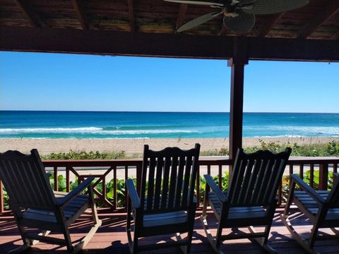 A home in Briny Breezes