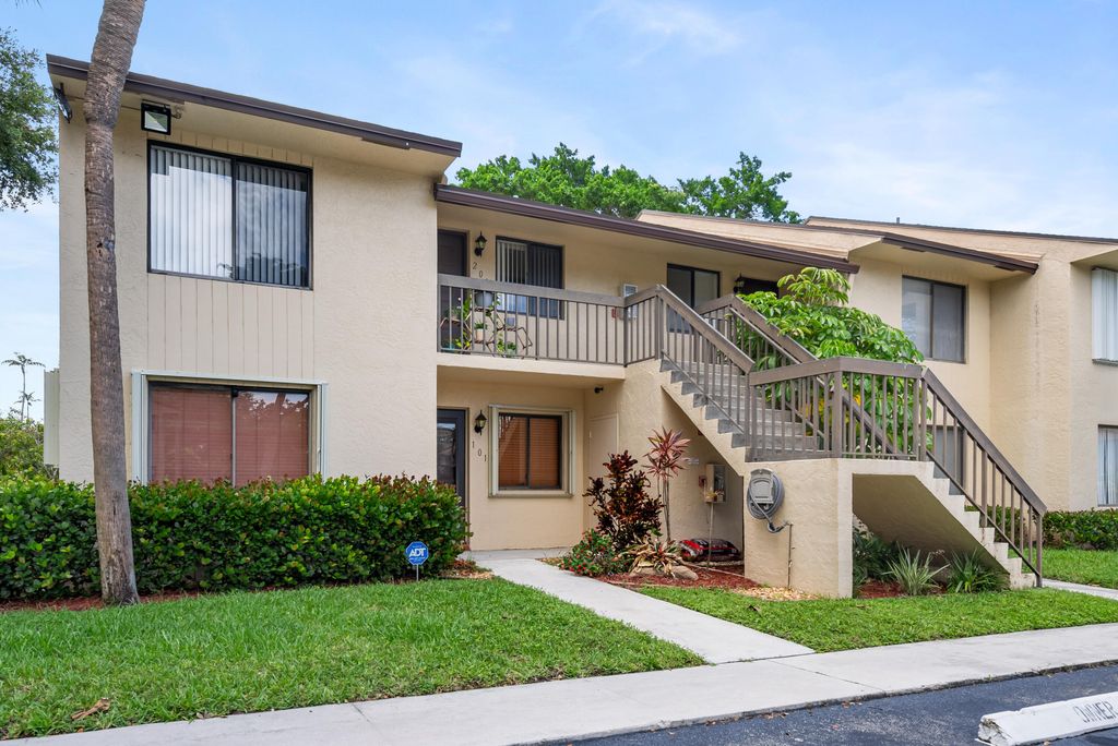 Photo of 6585 Somerset Drive #202, Boca Raton, FL 33433 (MLS # R11001003)